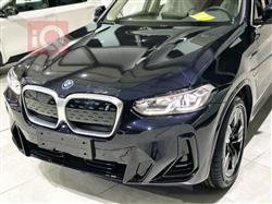 بی ئێم دەبڵیو iX3